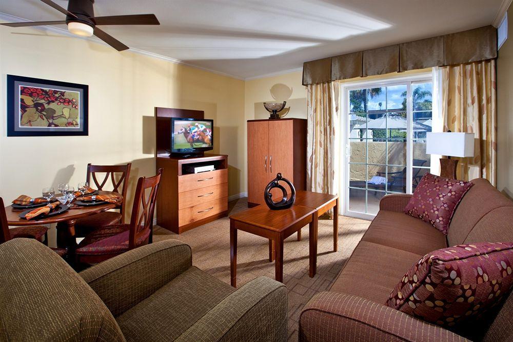 Winners Circle Resort โซลานาบีช ภายนอก รูปภาพ