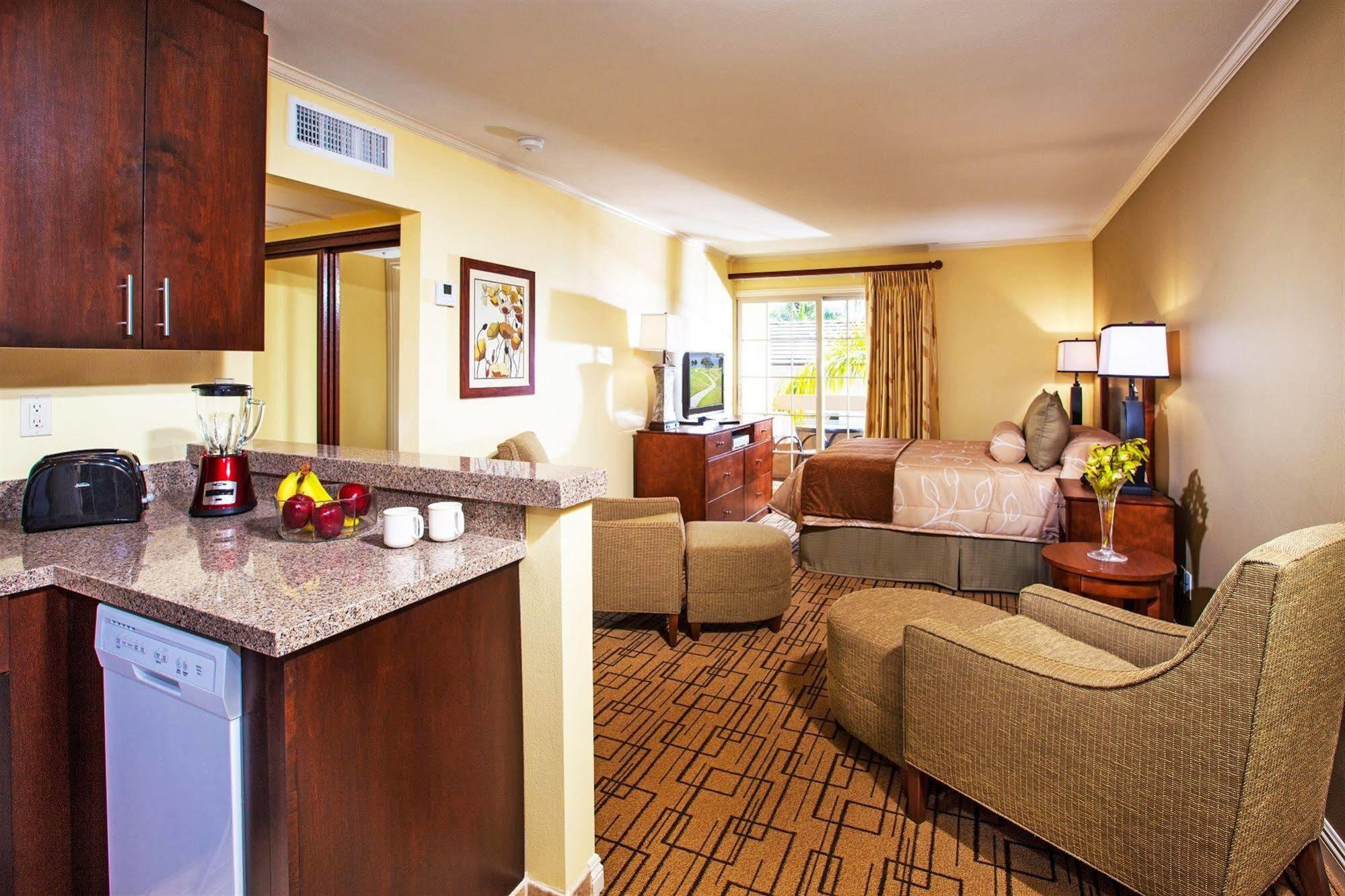 Winners Circle Resort โซลานาบีช ภายนอก รูปภาพ